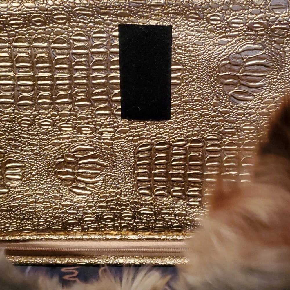 Bloomingdale's hp Dec 20 exclusive female small dog Carrier Best Of Bev Hills